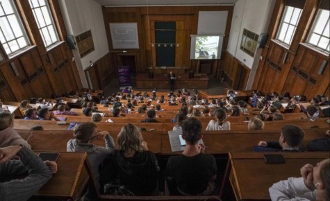 Российские студенты теперь будут учиться до шести лет