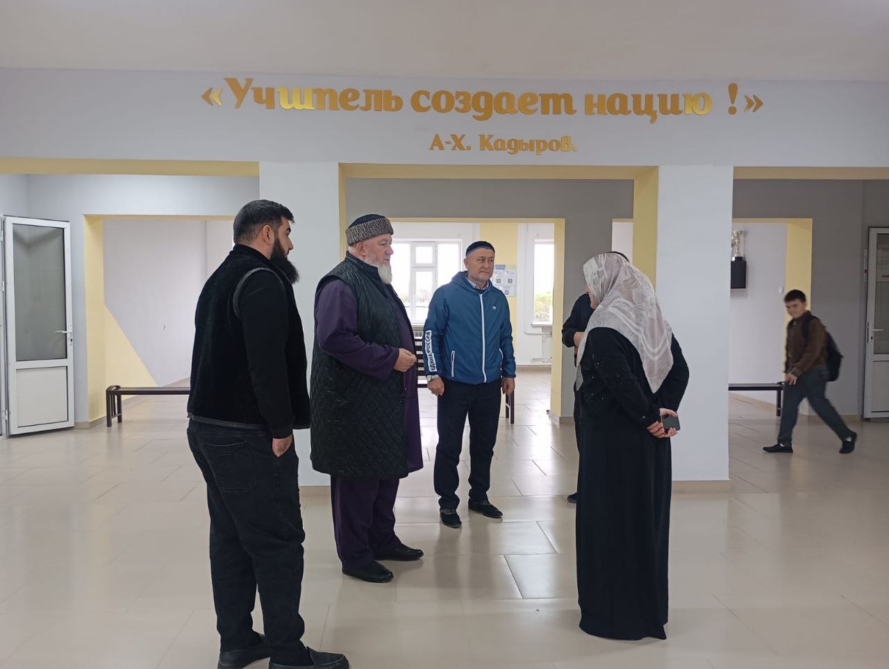 Рызван Дадаев посетил СОШ с. Алпатово Рызван Дадаев посетил СОШ с. Алпатово