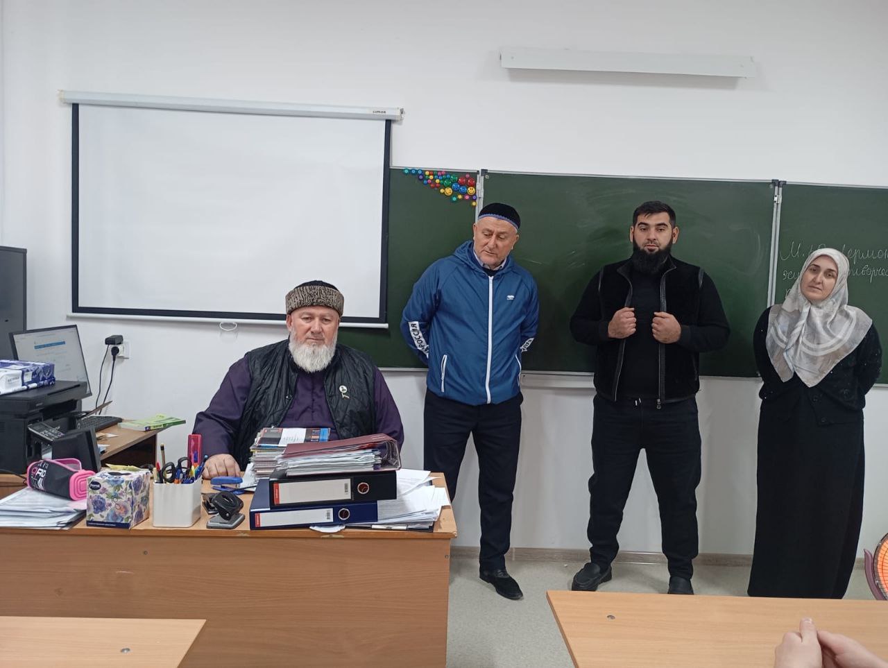 Рызван Дадаев посетил СОШ с. Алпатово Рызван Дадаев посетил СОШ с. Алпатово