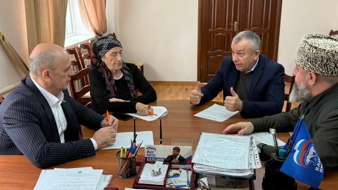 В Веденском районе обсудили актуальные вопросы В Веденском районе обсудили актуальные вопросы