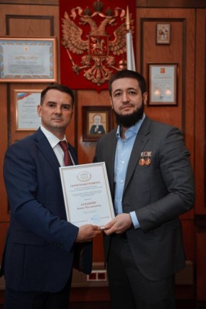 Министр здравоохранения Чеченской Республики Адам Алханов в Москве провёл рабочую встречу с председателем Комитета Госдумы по труду, социальной политике и делам ветеранов Ярославом Ниловым