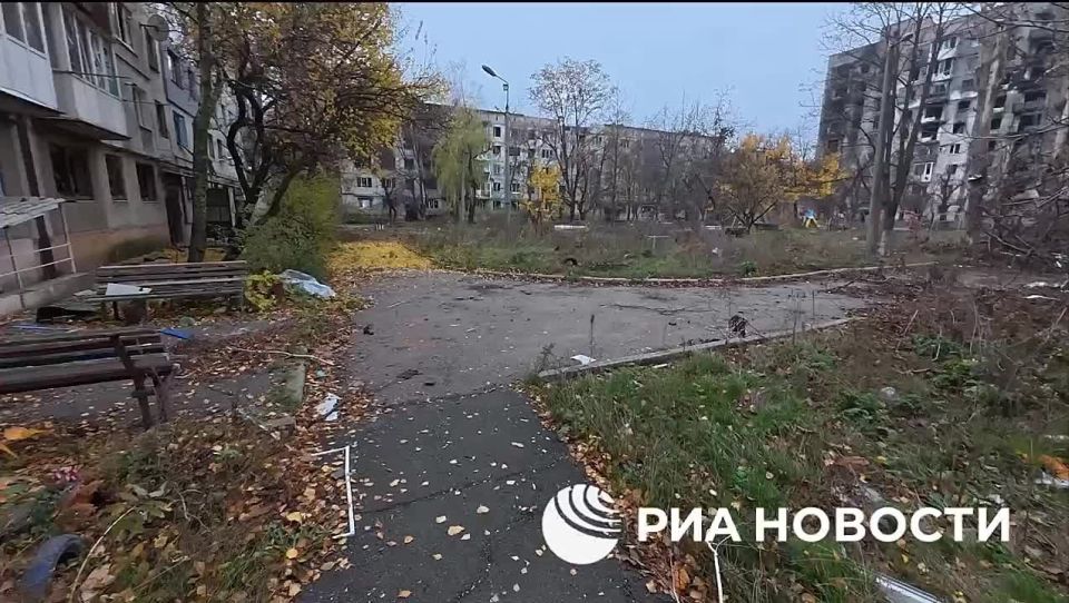 Пленение двух украинских солдат в Покровске, предварительно переодевшихся в гражданку