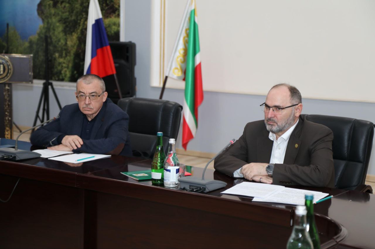 Иса Бисаев принял участие в заседании Совета по развитию системы государственных финансов по СКФО Иса Бисаев принял участие в заседании Совета по развитию системы государственных финансов по СКФО