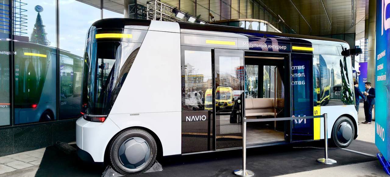 Российская Navio показала беспилотный электробус L5, в котором просто нет места для водителя — им управляет AI Российская Navio показала беспилотный электробус L5, в котором просто нет места для водителя — им управляет AI