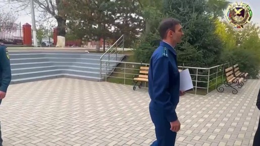 Нацпроекты: ремонты школы. Во исполнение поручения прокурора республики Арсана Адаева прокуратурой Грозненского района совместно с работниками МЧС проведена выездная проверка в школе с. Октябрьское, в которой в рамках...