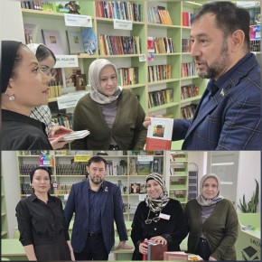 Иса Хаджимурадов посетил одну из библиотек Грозного