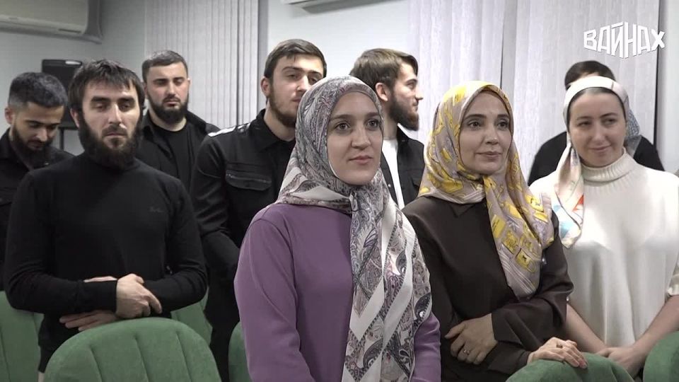 Командующий Объединенной группировки войск (сил) по проведению контртеррористических операций на Северном Кавказе генерал-лейтенант Игорь Князев отметил работу журналистов и технических специалистов ГТРК "Вайнах"