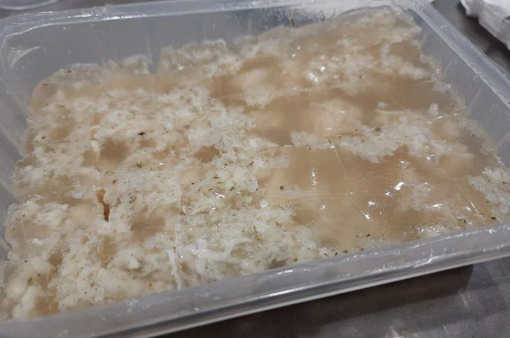 Как сделать холодец очень вкусным и ароматным: два простых ингредиента