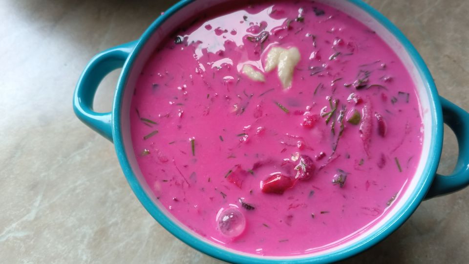 Идеальный суп для летней жары: удивительный белорусский холодник