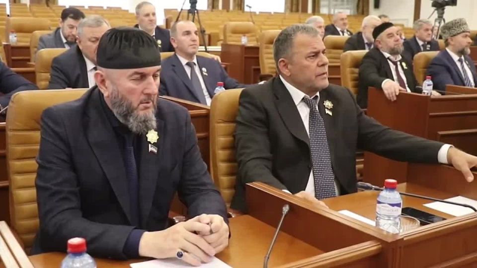 Шаид Жамалдаев провел 110-е пленарное заседание Парламента ЧР