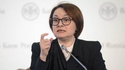 Россияне готовятся к массовым выводам средств: ключевая ставка на распутье