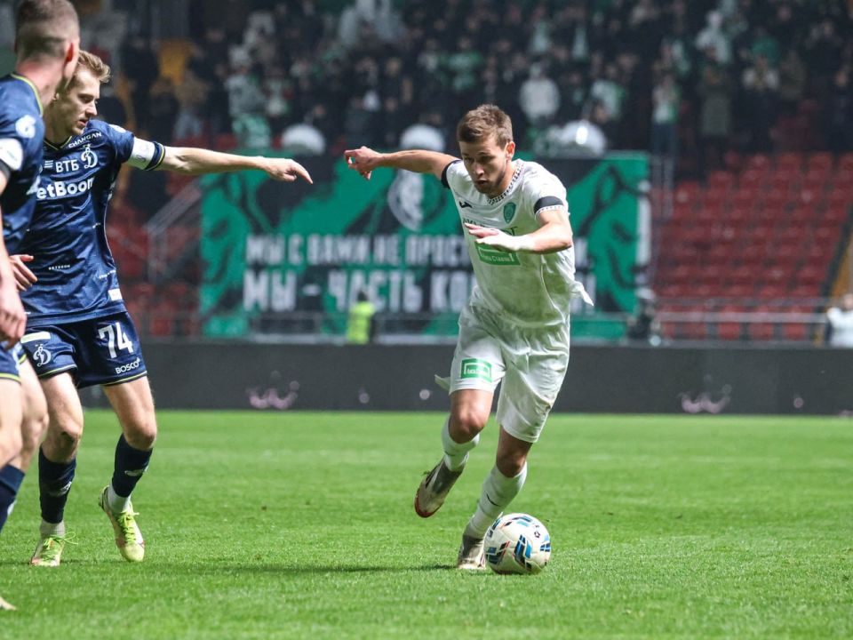 ФК "Ахмат" победил ФК "Динамо" со счетом 2:1 на Ахмат Арене в матче 17-го тура Мир Российской Премьер-Лиги 2025/2026 ФК "Ахмат" победил ФК "Динамо" со счетом 2:1 на Ахмат Арене в матче 17-го тура Мир Российской Премьер-Лиги 2025/2026