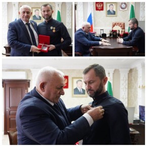 Министр образования и науки Чеченской Республики Хож-Бауди Дааев награждён юбилейной памятной медалью «20 лет Парламенту Чеченской Республики» за вклад в развитие парламентаризма, плодотворный труд на благо Чеченской...