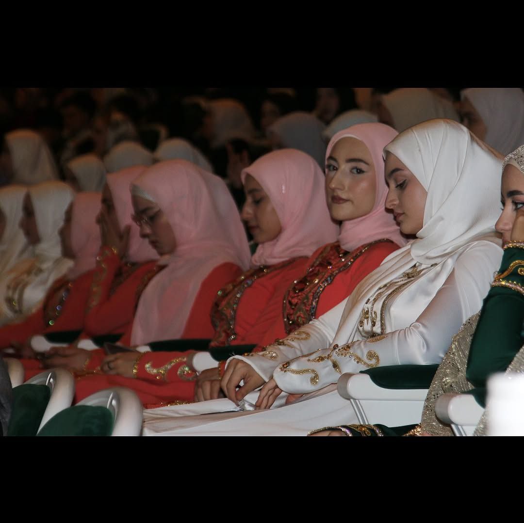 В столице Чеченской Республики подвели итоги 17-го Республиканского телевизионного фестиваля-конкурса «Синмехаллаш – 2025» (Духовные ценности) В столице Чеченской Республики подвели итоги 17-го Республиканского телевизионного фестиваля-конкурса «Синмехаллаш – 2025» (Духовные ценности)