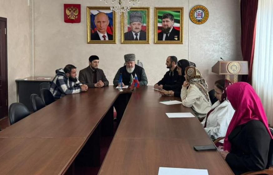 Народные избранники оказывают активное содействие жителям в решении проблемных вопросов Народные избранники оказывают активное содействие жителям в решении проблемных вопросов