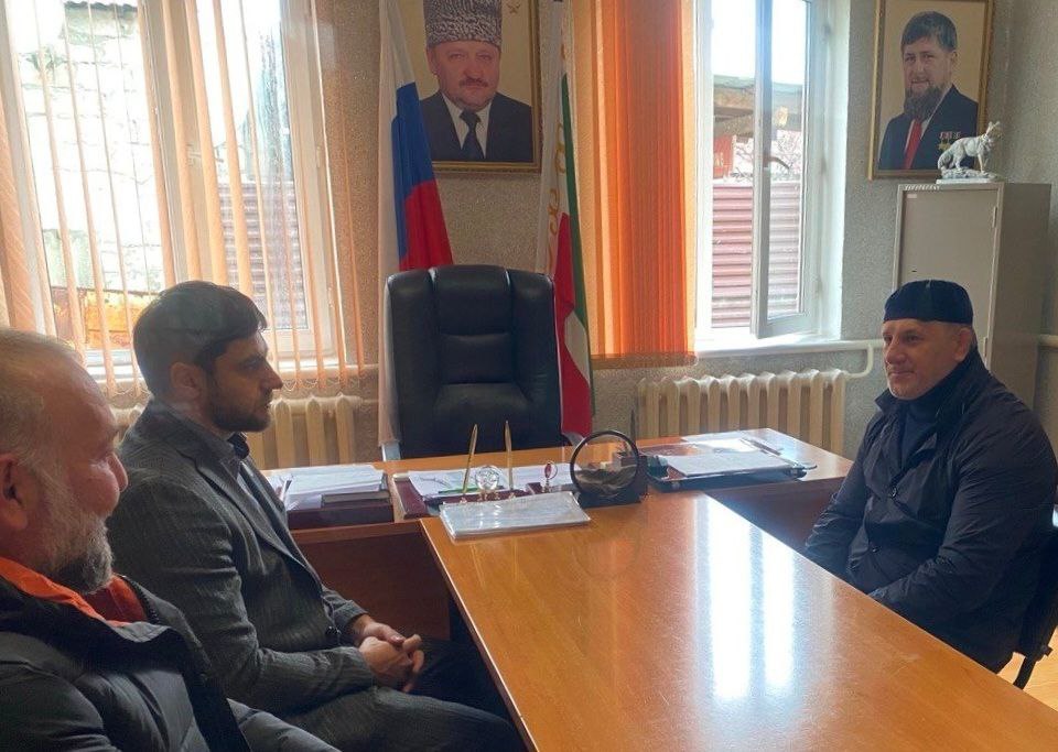 Народные избранники оказывают активное содействие жителям в решении проблемных вопросов