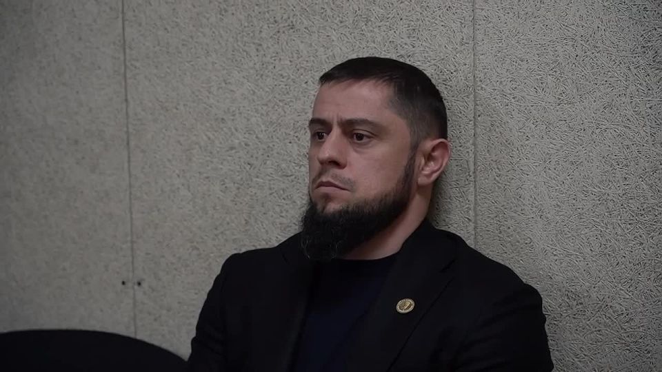 Адам Делимханов: В рамках исполнения поручений моего ДОРОГОГО БРАТА, Главы Чеченской Республики, Героя России РАМЗАНА АХМАТОВИЧА КАДЫРОВА, принял участие в ток-шоу «Особый разговор» на ЧГТРК «Грозный»