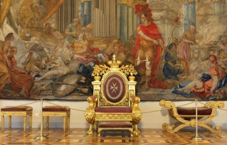 Неправильный стул обошёлся в 800 тысяч