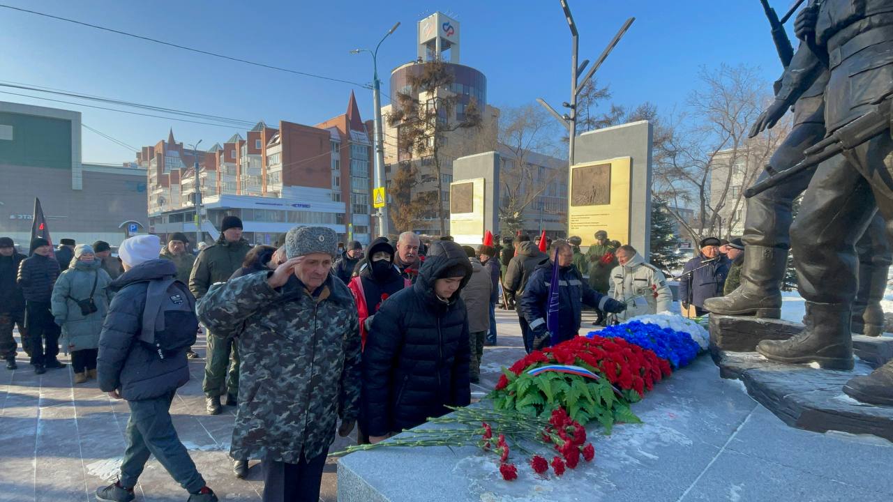 Ветераны и сотрудники Восточно-Сибирского ЛУ МВД России на транспорте приняли участие в митинге, посвященном памяти военнослужащих, погибших на Северном Кавказе Ветераны и сотрудники Восточно-Сибирского ЛУ МВД России на транспорте приняли участие в митинге, посвященном памяти военнослужащих, погибших на Северном Кавказе