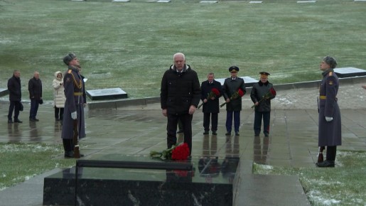 Директор федеральной службы войск Национальной гвардии Виктор Золотов в Грозном вручил отличившимся бойцам СКВО ведомственные и государственные награды