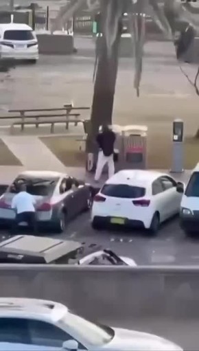 Число погибших в результате теракта на пляже Бонди в Сиднее выросло до 16 человек, — местная полиция