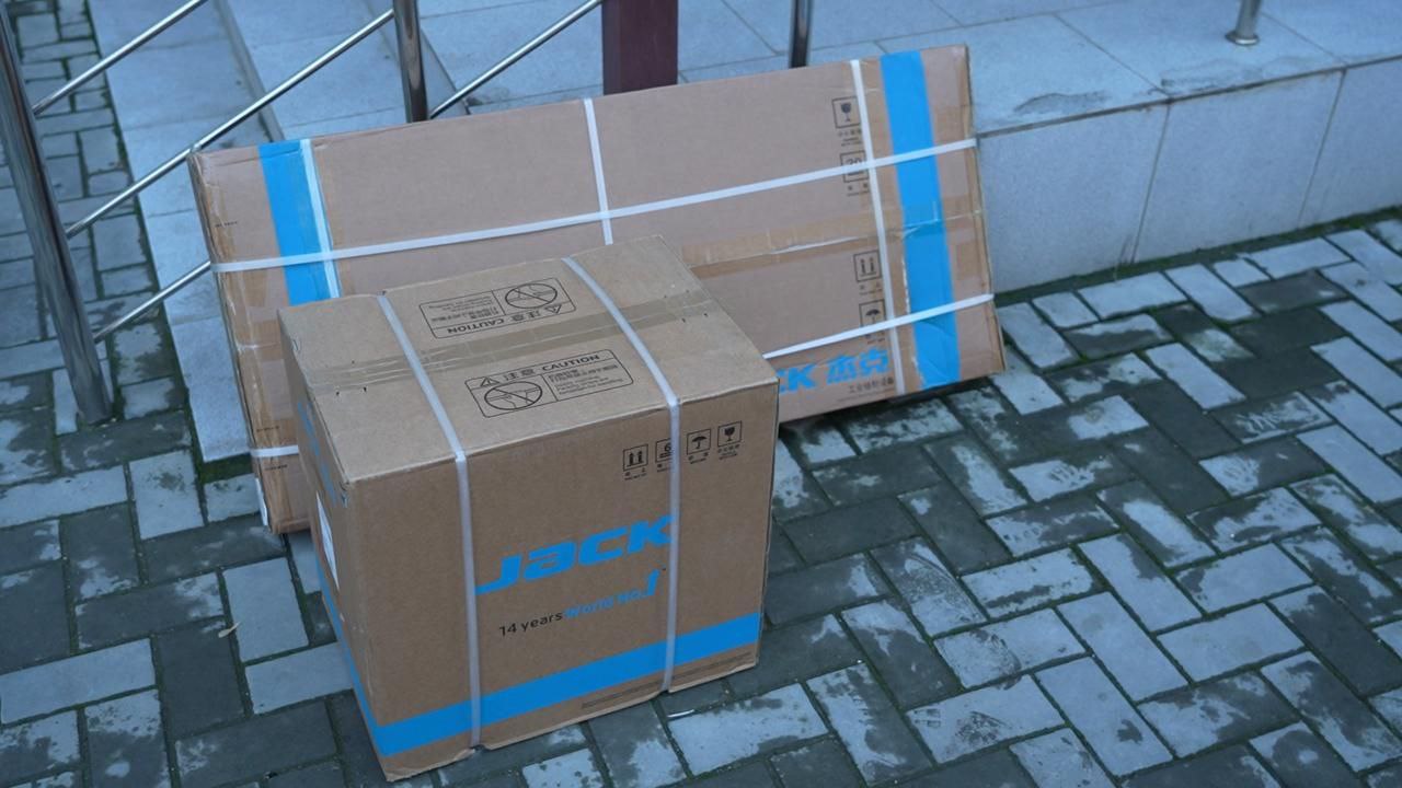 Инвалиду II группы из Грозного приобрели швейную машинку после обращения к Кадырову Инвалиду II группы из Грозного приобрели швейную машинку после обращения к Кадырову