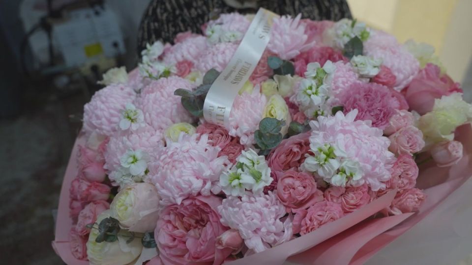 ЖИТЕЛЬНИЦЕ ГРОЗНОГО ОКАЗАНА АДРЕСНАЯ ПОМОЩЬ ПО ИТОГАМ ПРЯМОГО ЭФИРА С ГЛАВОЙ ЧР