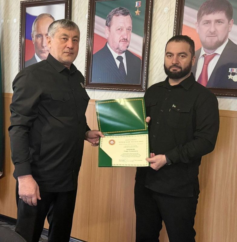 Идрис Абубакаров провёл встречу в Совете депутатов Гудермесского района