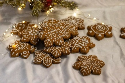 Как встретить Новый год 2025: идеи и кулинарные секреты