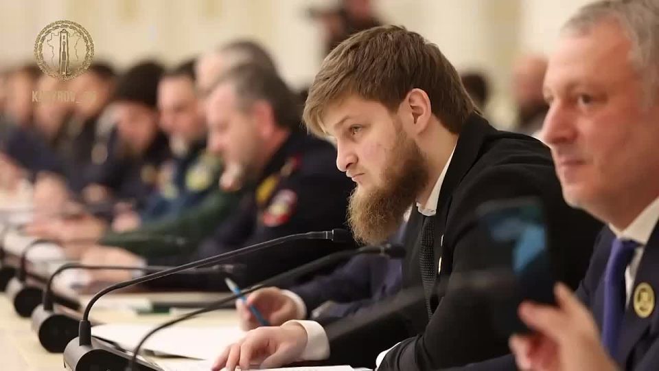Адам Делимханов: Принял участие в расширенном итоговом совещании под руководством ДОРОГОГО БРАТА, Главы Чеченской Республики, Героя России РАМЗАНА АХМАТОВИЧА КАДЫРОВА, где обсуждались результаты работы органов власти в...
