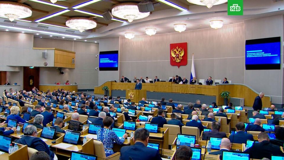 Госдума намерена отменить ежегодные декларации для чиновников