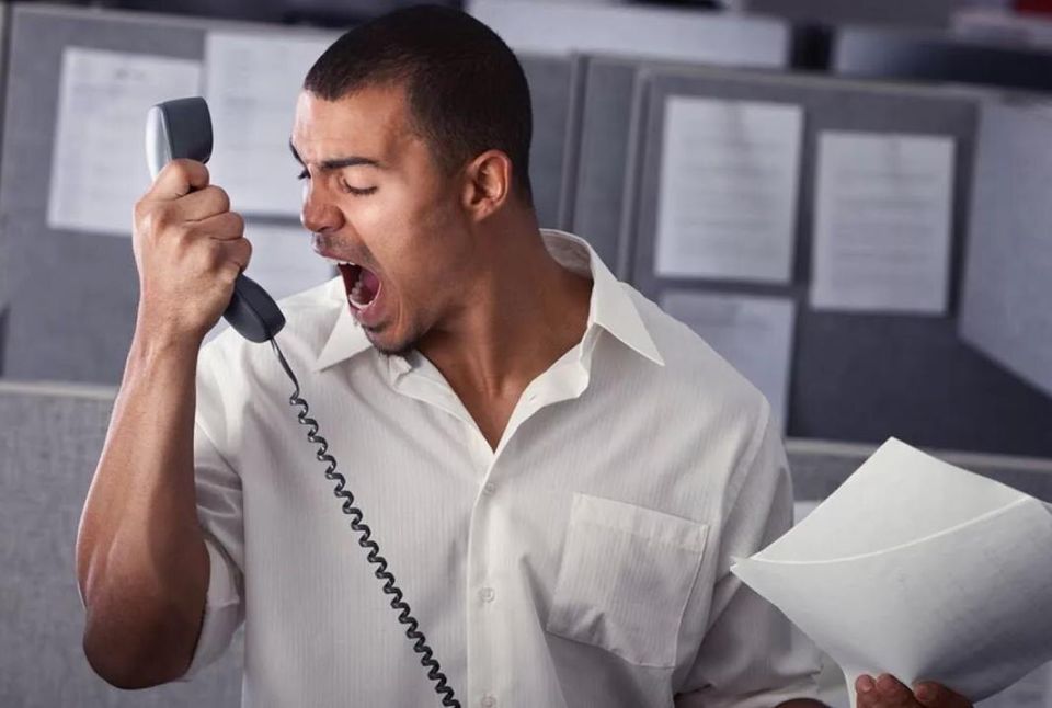 Банк оштрафован за бесконечные напоминания о долге