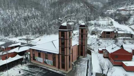 В селе Шатой открыли мечеть имени Хусейна Исаева на 2500 верующих