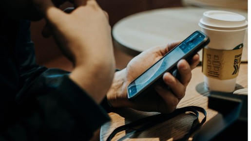 Сбербанк предупреждает: новая схема мошенничества угрожает вашим сбережениям