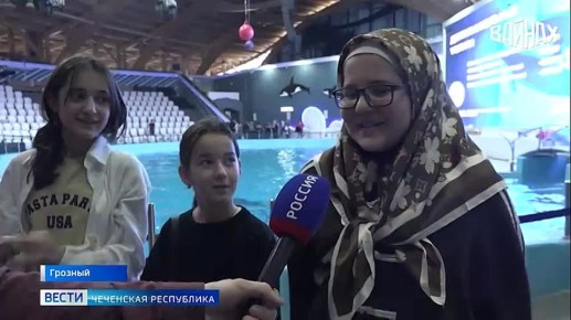 В Грозненском дельфинарии проходит новогоднее шоу «Холодное сердце», которое дарит праздничное настроение детям и взрослым