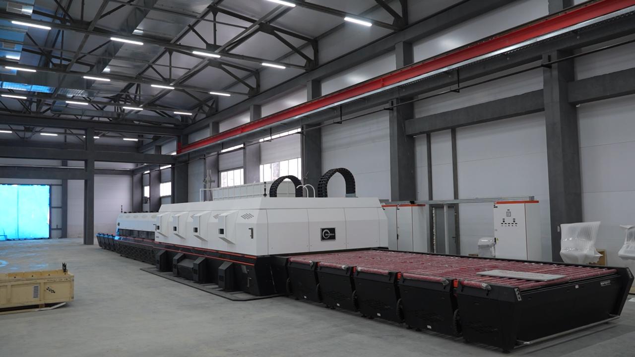 Мэр Грозного Хас-Магомед Кадыров провел инспекцию строящегося завода ООО «СТЕКЛОСТРОЙ» по закалке стекла и изготовлению стеклопакетов, расположенного в особой экономической зоне «Грозный» Мэр Грозного Хас-Магомед Кадыров провел инспекцию строящегося завода ООО «СТЕКЛОСТРОЙ» по закалке стекла и изготовлению стеклопакетов, расположенного в особой экономической зоне «Грозный»