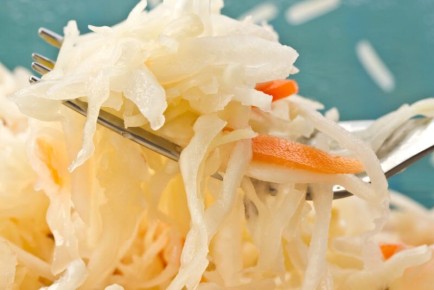 Как выбрать посуду для квашения капусты: полезные советы