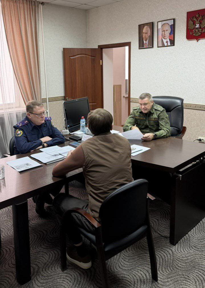 Руководитель следственного управления СК России по Чеченской Республике генерал-майор юстиции Андрей Евгеньевич Потапов провел выездной личный прием граждан в Шалинском межрайонном следственном отделе