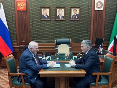 Состоялась рабочая встреча Председателя Парламента ЧР Шаида Жамалдаева и председателя Федерации профсоюзов ЧР Хусайна Солтагереева