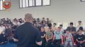 В период летних каникул сотрудники Госавтоинспекции и Центра по профилактике дорожно-транспортного травматизма среди детей проводят занятия по безопасности дорожного движения в детских лагерях