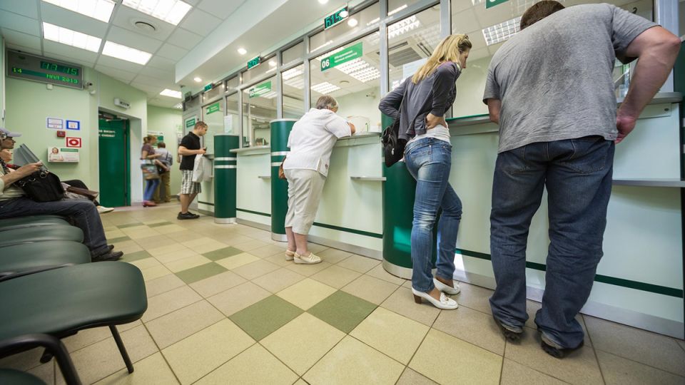 Почему закрытие банковского счета становится настоящей головоломкой для клиентов?