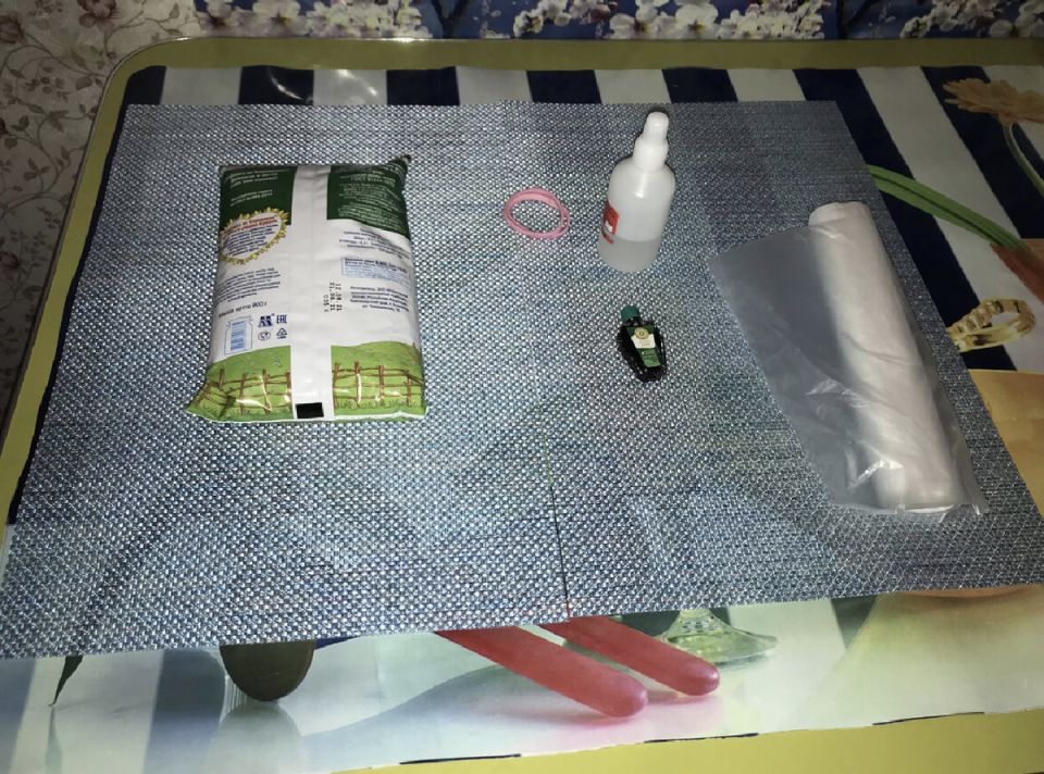 Незаметный домашний уход за пятками через простые ингредиенты